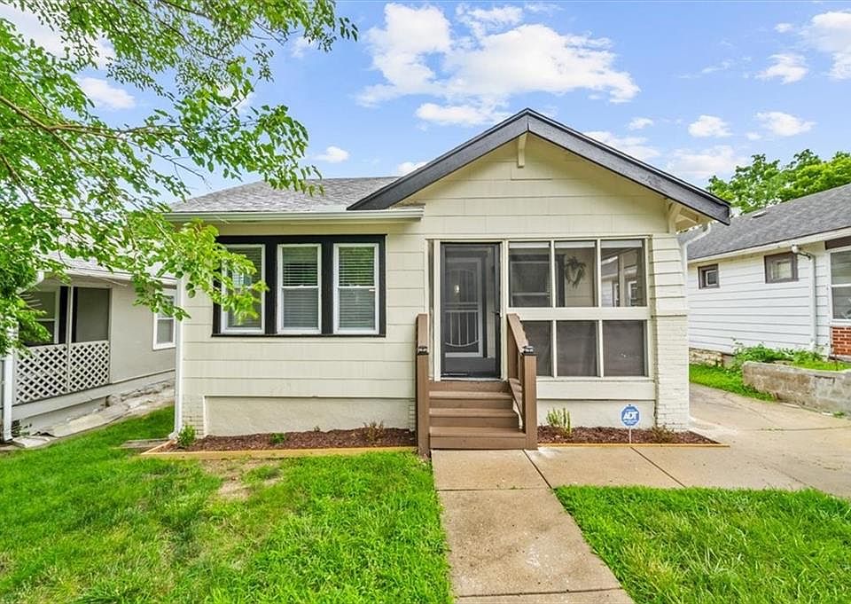 1st image of 5017 Agnes Ave