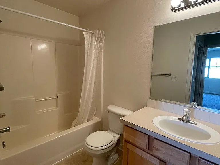 6220 SW 182nd Ter — Photo 14