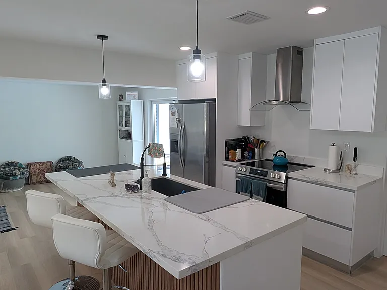 335 NE 29th St — Photo 15