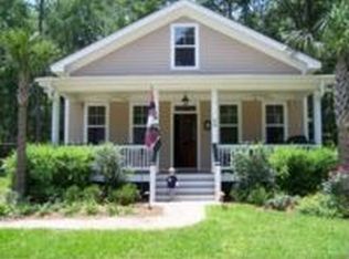 68 Springfield Rd, Beaufort, SC 29907