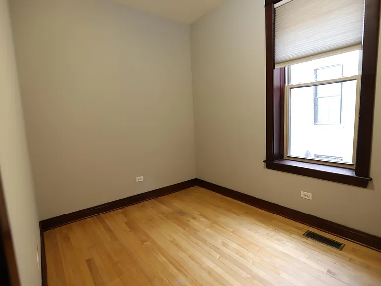 2320 W Armitage Ave #1 — Photo 19