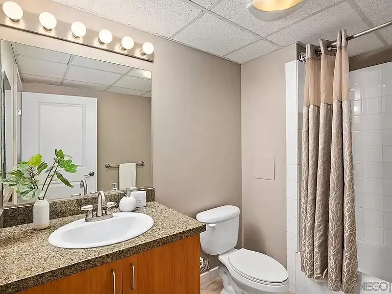 1080 Park Blvd #607 — Photo 8