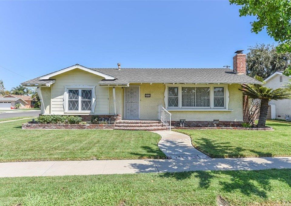 1st image of 2641 W Stonybrook Dr
