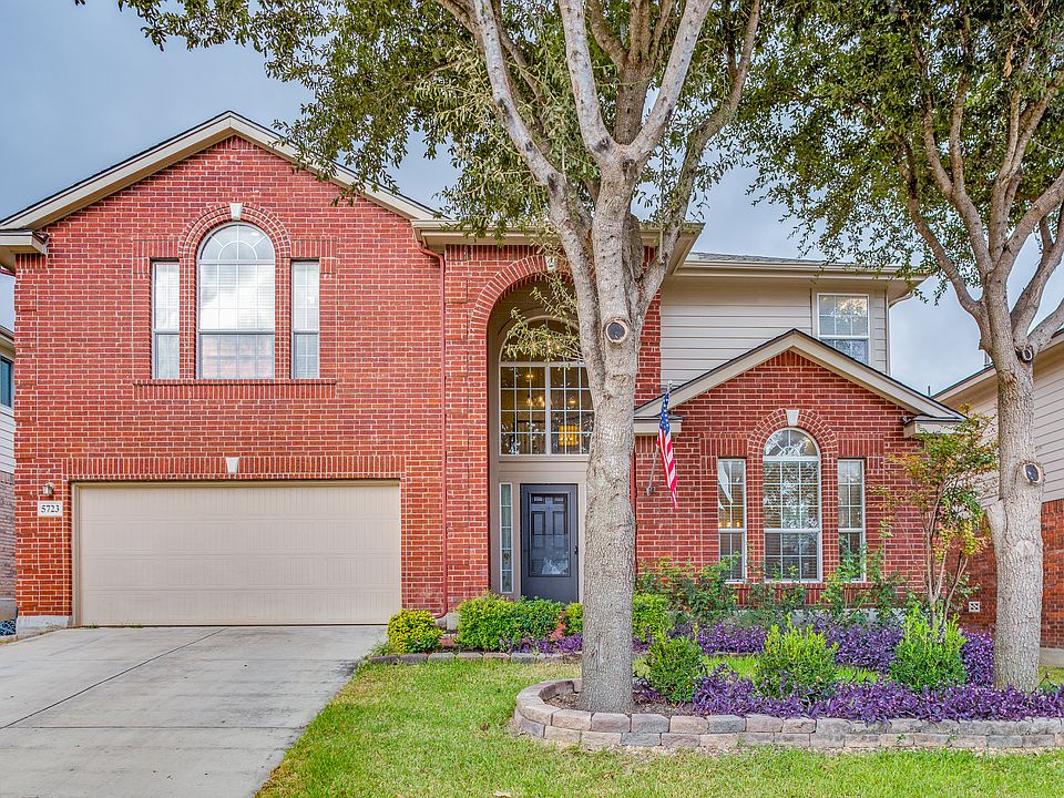 1st image of 5723 White Oak Cv