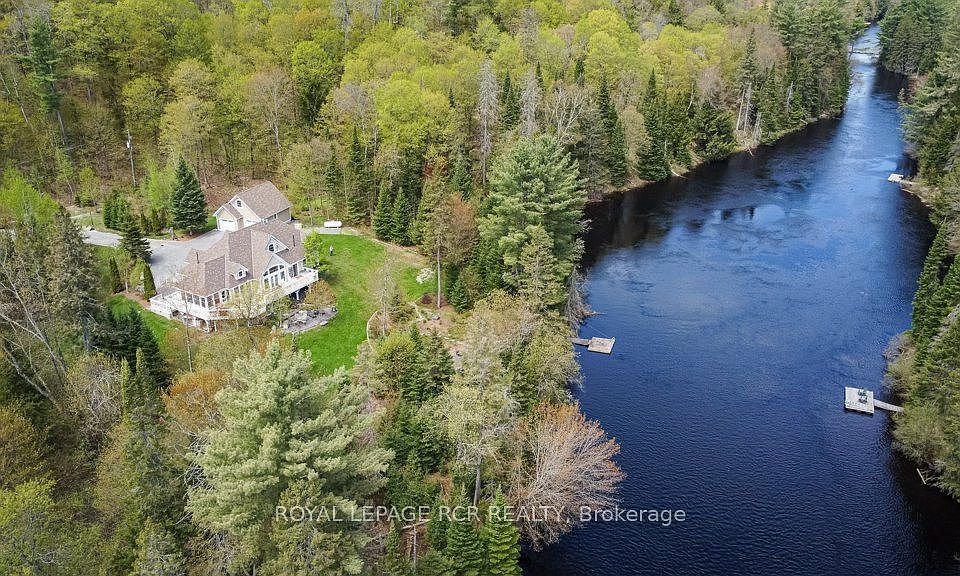 1st image of 4 McGregor Way