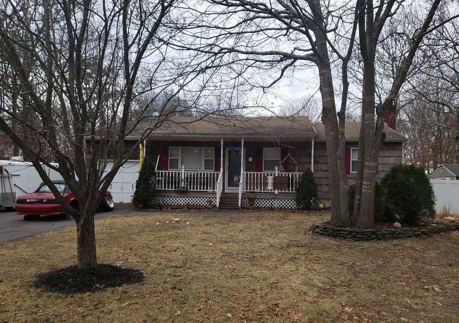 1st image of 20 Williams St