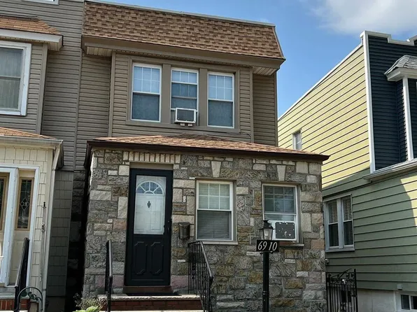 6910 68th Street, Glendale, NY 11385