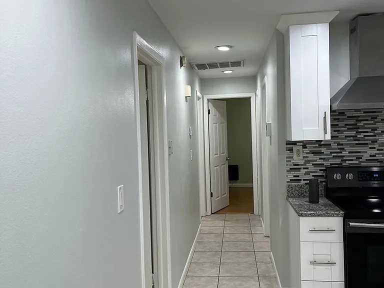 3802 W Hamilton Ave — Photo 15