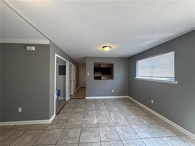 Building Photo - 937 E Monterey Ct #D