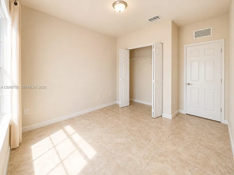 17001 SW 96th St — Photo 8