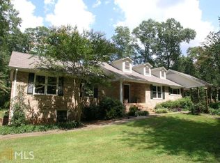 1371 Pete Dickens Rd, Bogart, GA 30622