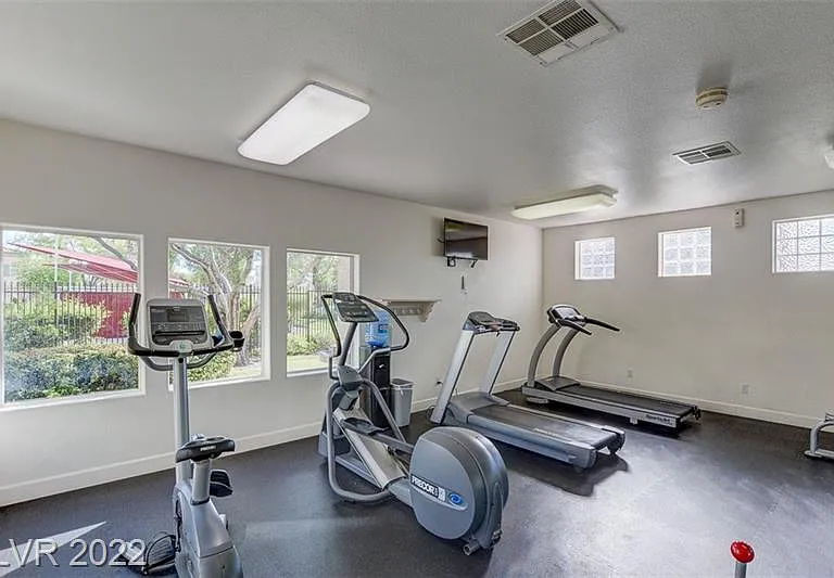 7885 W Flamingo Rd — Photo 36