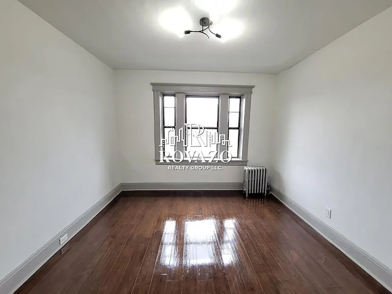 66-67 N Grove St #6 — Photo 4