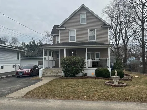 118 Citizens Avenue, Waterbury, CT 06704