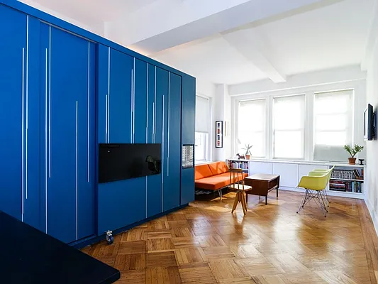 Sold by Sotheby's International Realty | media 11