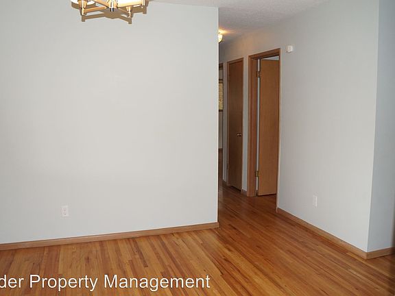 4th image of 5364 SE Hillwood Ave