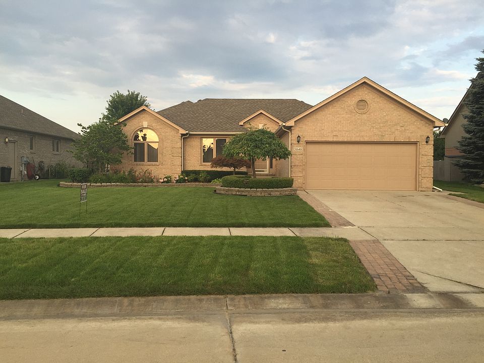1st image of 51648 Kachina Ln