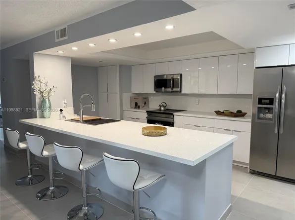 950 Egret Cir APT 5409, Delray Beach, FL 33444
