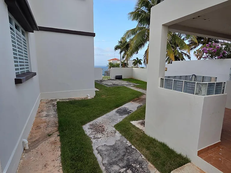 3 Mirador Del Cielo Cliff St #3 — Photo 4