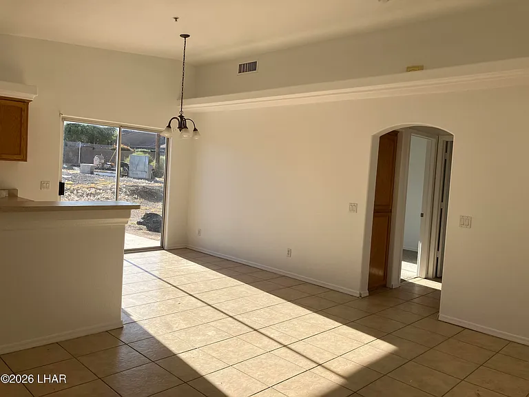 3560 Tomahawk Dr #101 — Photo 2