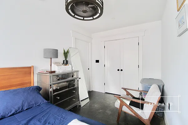 Rented by Grand & Co. | media 11