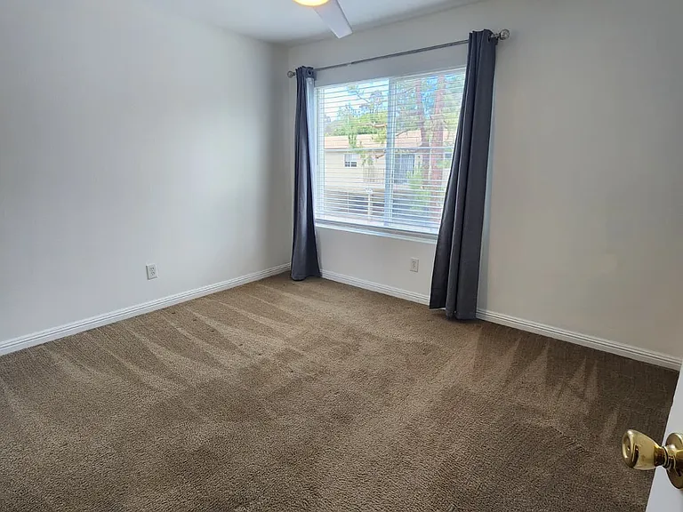 7827 Camino Tranquilo — Photo 5
