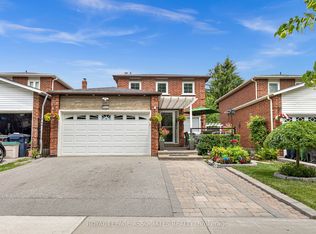 4 Apsco Ave, Toronto, ON M1E 5A8