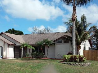 2889 SE Nance St, Pt Saint Lucie, FL 34953