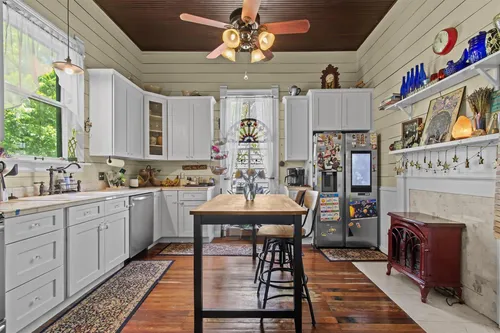 308 S Avenue A Photo 1