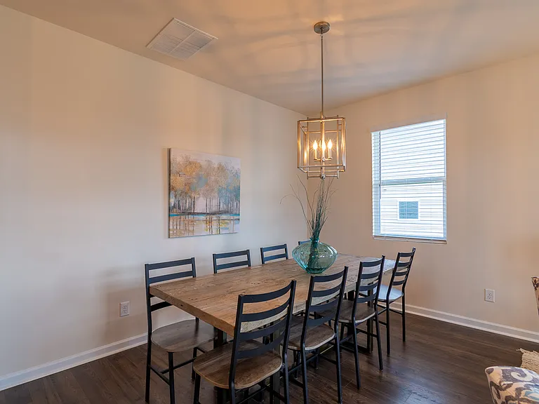 438 Furlough Dr — Photo 9