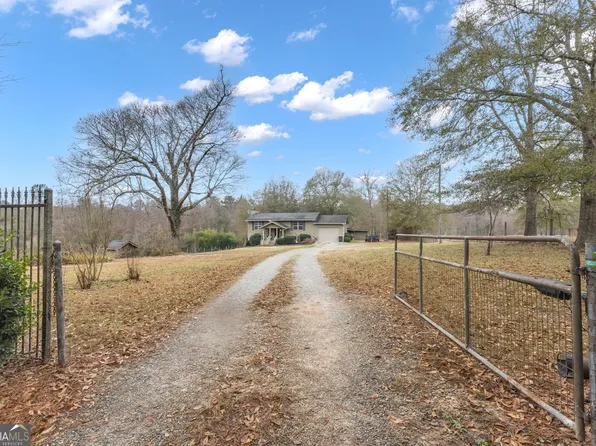 96 Courtland Rd, Brooks, GA 30205