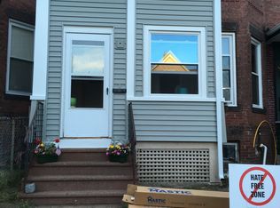 197 Beech St, Holyoke, MA 01040