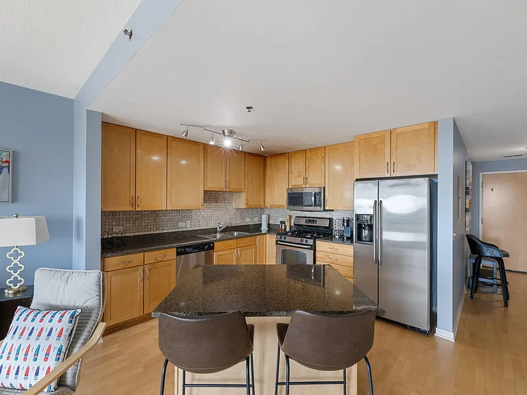 929 Portland Ave #2408 — Photo 2
