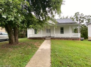502 Lawsonville Ave, Reidsville, NC 27320