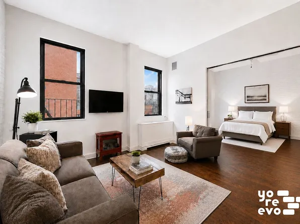 400 W 23rd St APT 4M, Manhattan, NY 10011