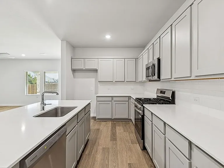 432 Hundred Acre Dr — Photo 5