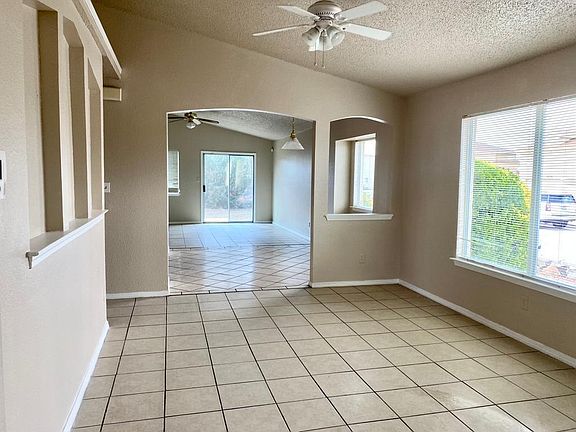 4th image of 3093 Manny Aguilera Dr