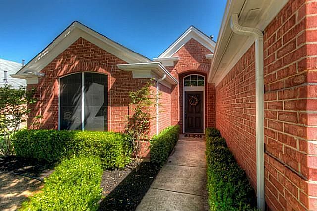1st image of 307 Kimble Dr