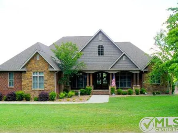 133 Coopers Cv, Lynchburg, TN 37352