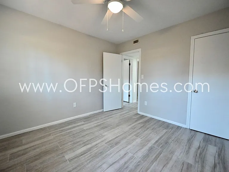 131 Adkinson Dr — Photo 15