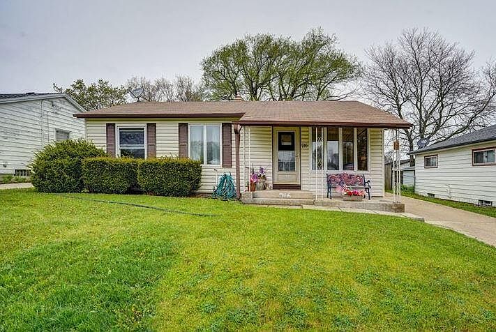 1st image of 716 Columbia AVENUE