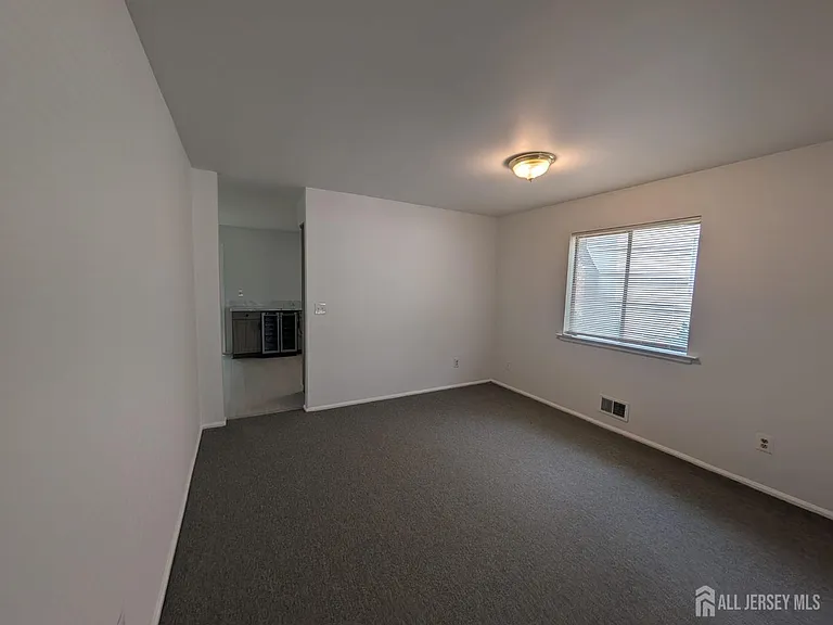 44 Davids Ct — Photo 7