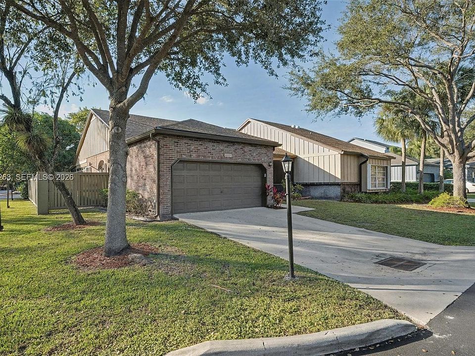 1st image of 6569 Windsor Dr