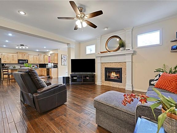3rd image of 24012 Augusta Ct