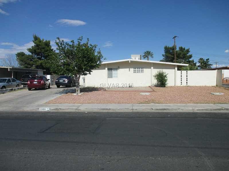 1st image of 2960 La Canada St
