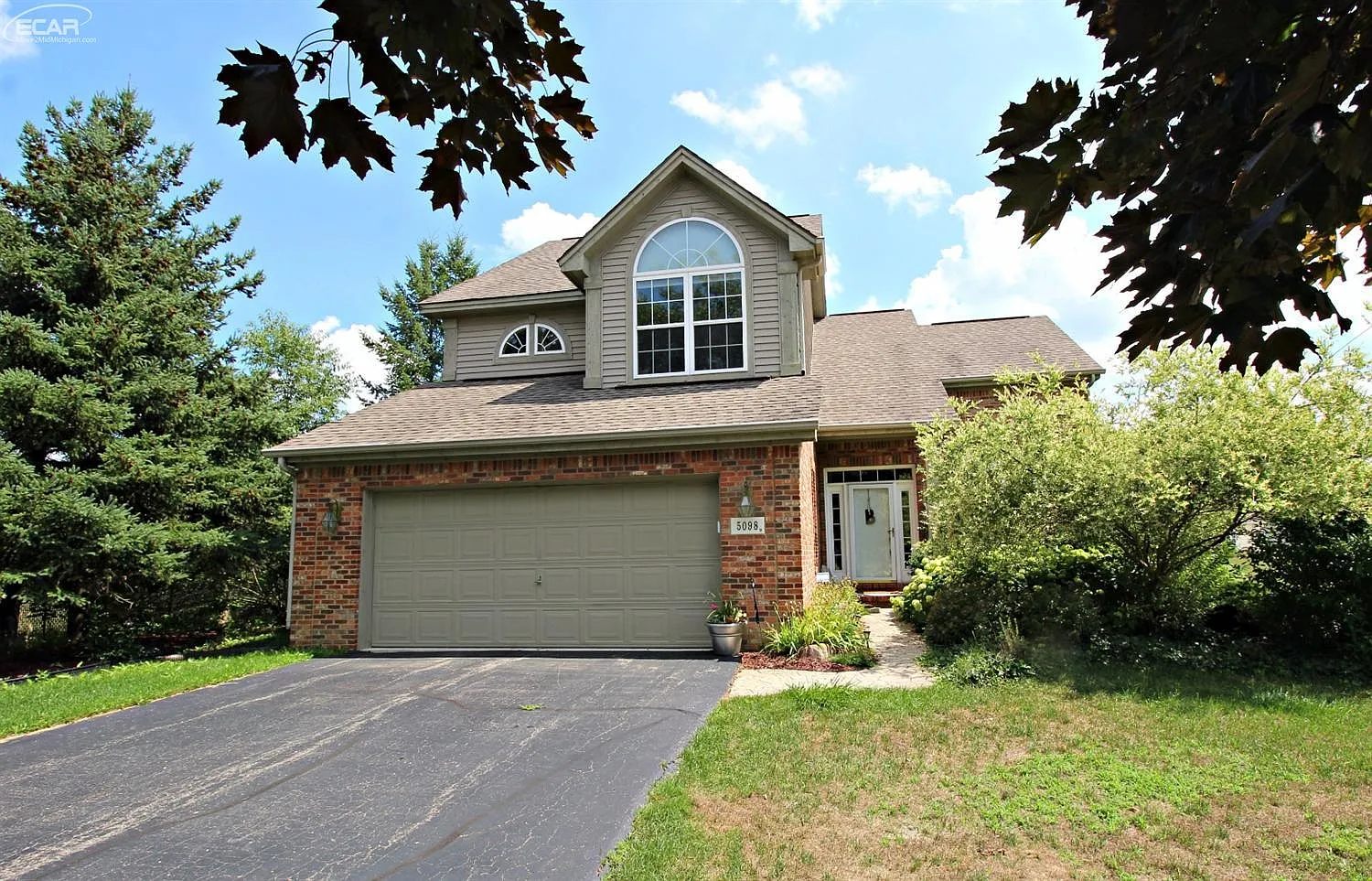 5098 Prestonwood Ln photo 1