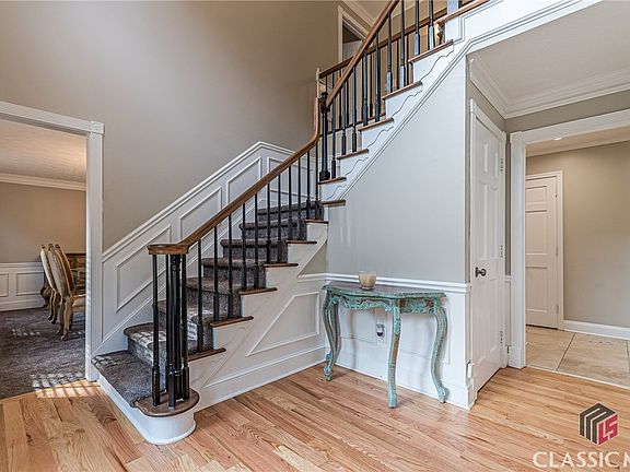 5th image of 6546 Rosecommon Drive