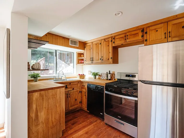 517 Canon View Trl — Photo 8