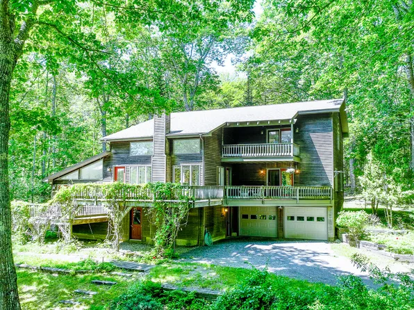 619 Shore Road, Northport, ME 04849