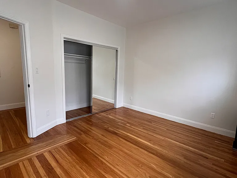 2280 Pine St #205 — Photo 8